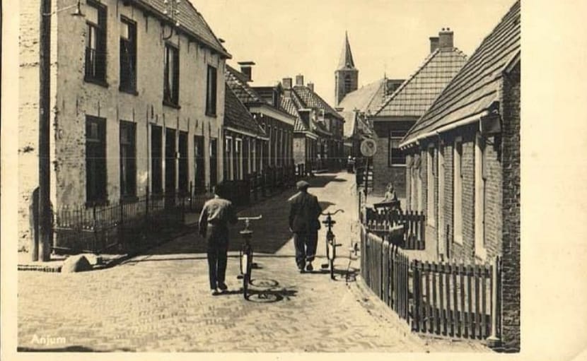 Groete uit Anjum, begin 20e eeuw